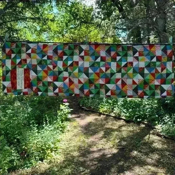 Handmade quilted chicken mosaic patchwork  table runner - Picture 2 of 8